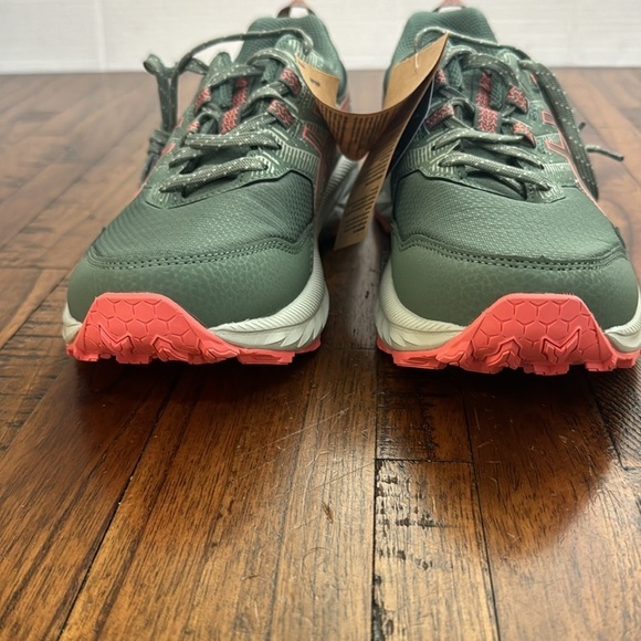 ASICS GEL Venture 9 Running Shoe Sneakers green. New with tags - Picture 14 of 16